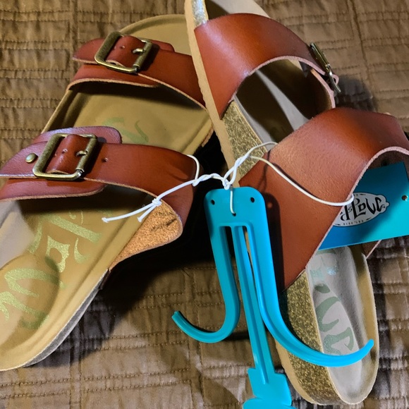 Slides - Picture 3 of 4